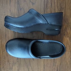 Dansko professional black